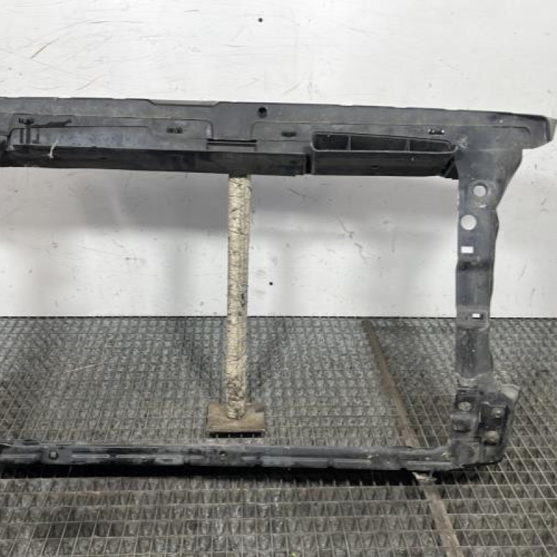 Face avant SKODA YETI Photo n°1