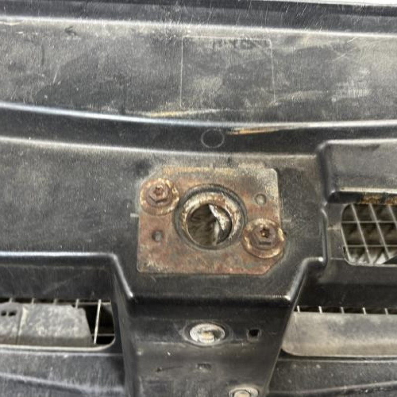 Face avant RENAULT TRAFIC 2 Photo n°4