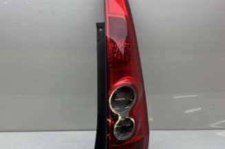 Feu arriere principal droit (feux) FORD FIESTA 5 Photo n°1