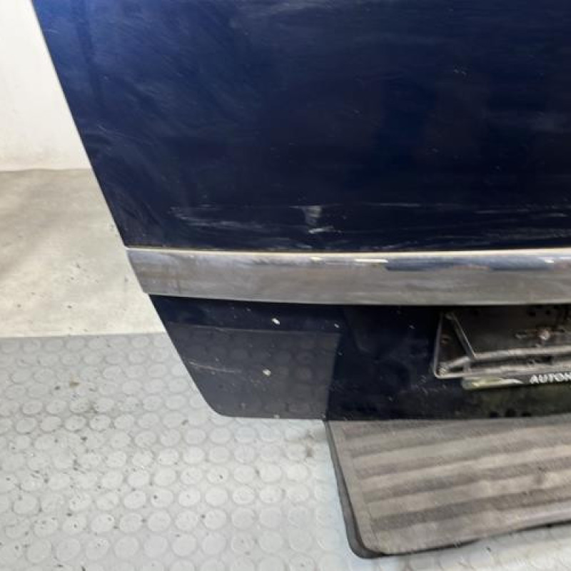 Malle/Hayon arriere OPEL ZAFIRA B Photo n°6