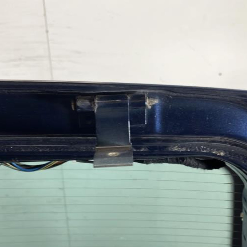 Malle/Hayon arriere OPEL ZAFIRA B Photo n°9