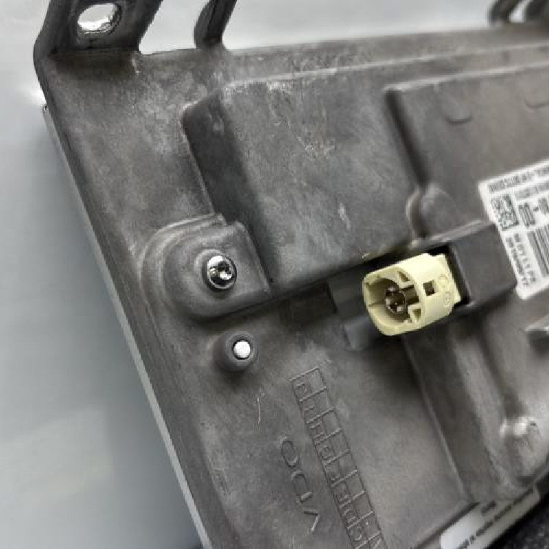 Ecran GPS PEUGEOT 208 1 Photo n°6