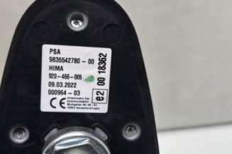 Antenne PEUGEOT 208 2