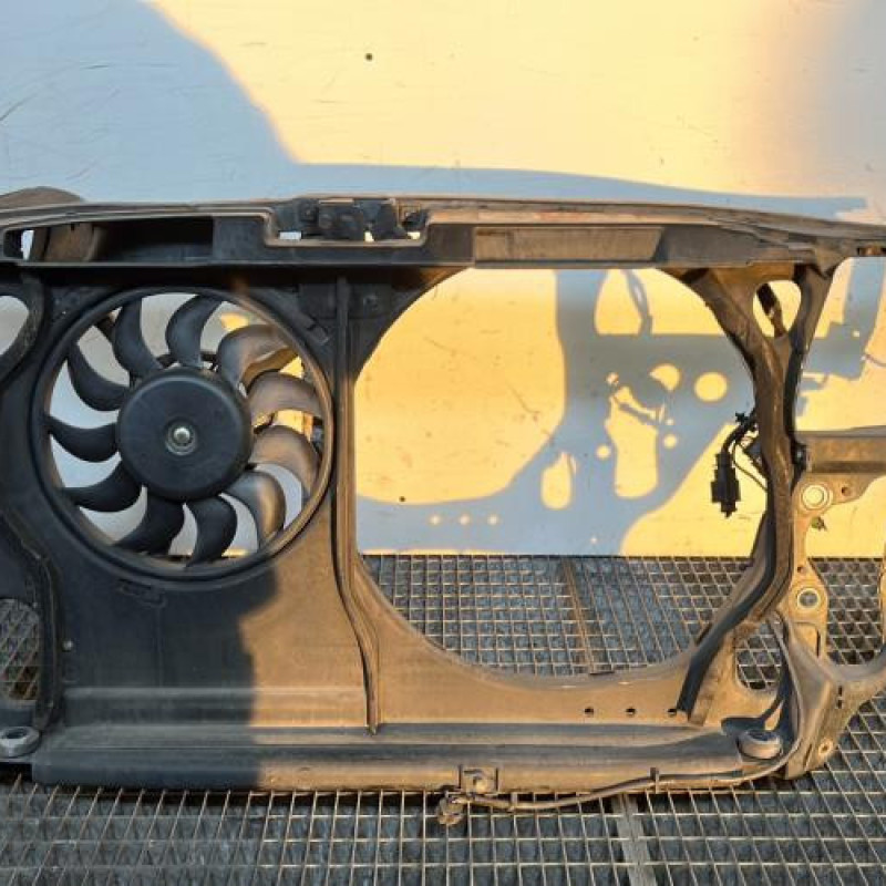 Face avant AUDI A4 1 Photo n°1