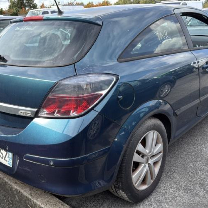 Feu arriere principal droit (feux) OPEL ASTRA H Photo n°6