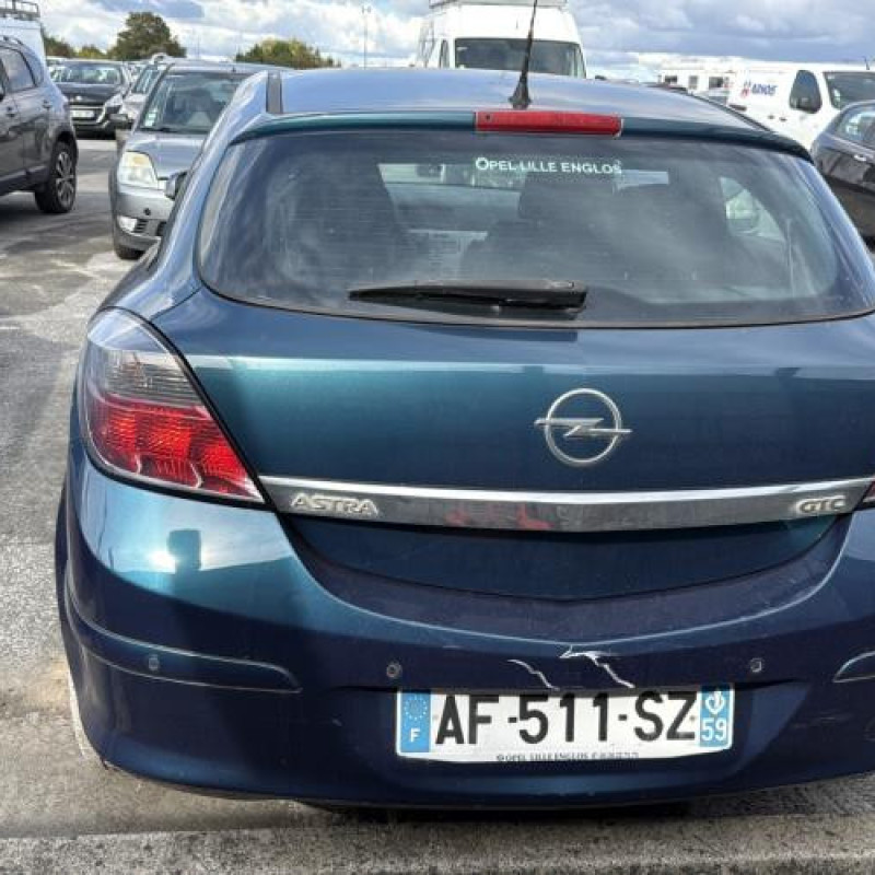 Feu arriere principal droit (feux) OPEL ASTRA H Photo n°8