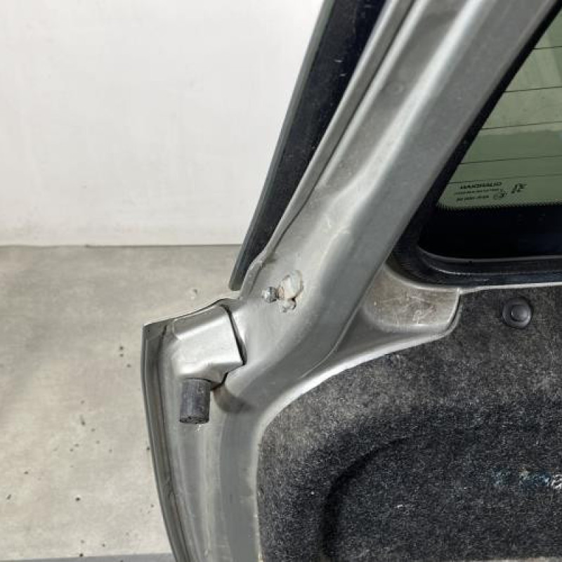 Malle/Hayon arriere PEUGEOT 206 Photo n°9