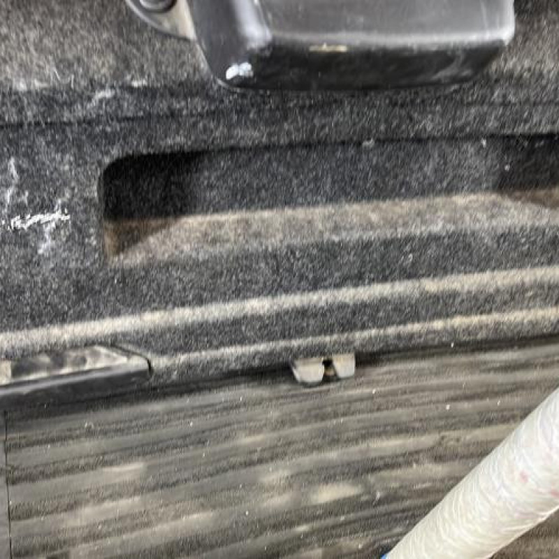 Malle/Hayon arriere PEUGEOT 206 Photo n°10