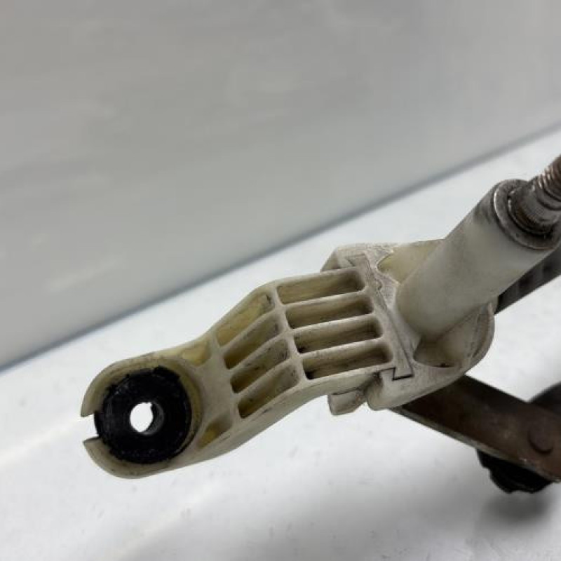 Moteur essuie glace avant SUZUKI SWIFT 3 Photo n°2