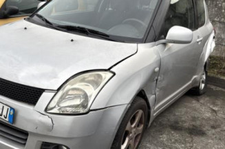 Moteur essuie glace avant SUZUKI SWIFT 3