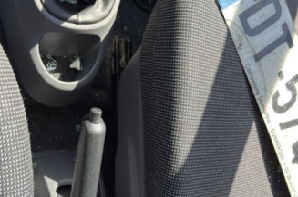 Moteur essuie glace avant PEUGEOT 107