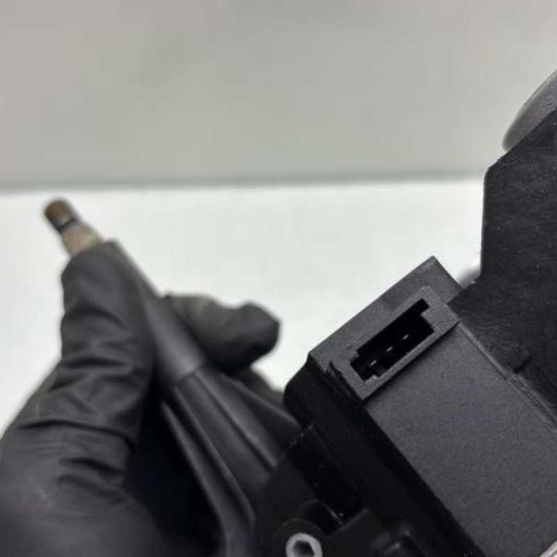 Moteur essuie glace arriere CITROEN NEMO Photo n°3