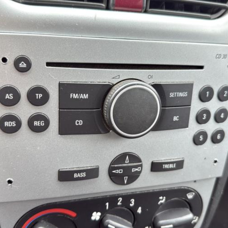 Moteur essuie glace arriere OPEL CORSA C Photo n°19