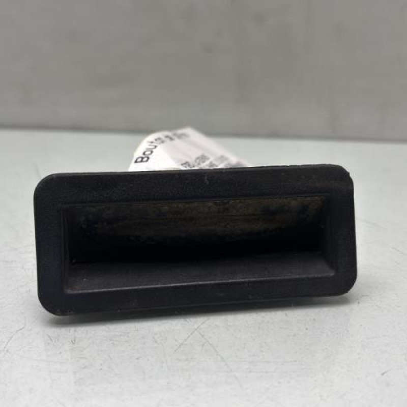 Bouton de coffre FORD MONDEO 3 Photo n°1
