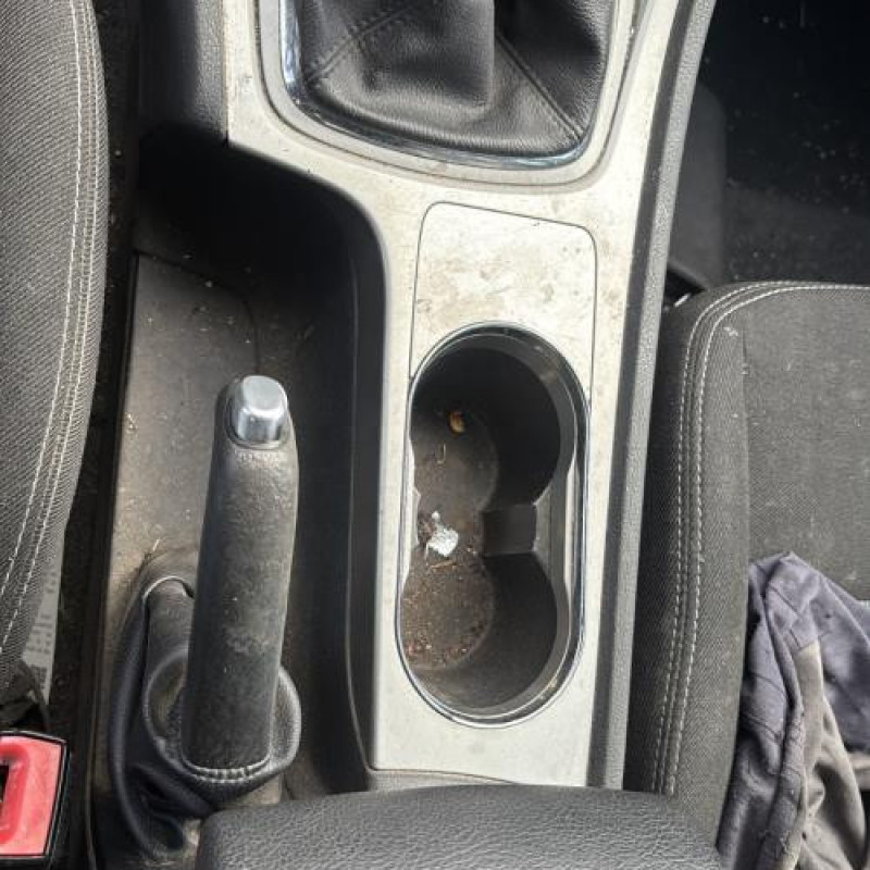 Bouton de coffre FORD MONDEO 3 Photo n°18