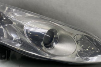 Optique avant principal droit (feux)(phare) PEUGEOT 407 Photo n°1