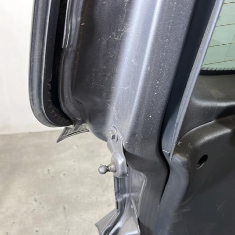 Malle/Hayon arriere RENAULT GRAND MODUS Photo n°9