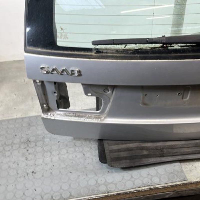 Malle/Hayon arriere SAAB 9.5 1 Photo n°5