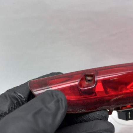 Feu arriere stop central PEUGEOT 208 1