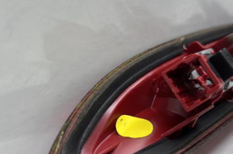 Feu arriere stop central PEUGEOT 208 1