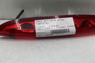 Feu arriere stop central PEUGEOT 208 1 Photo n°1