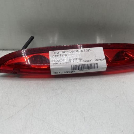 Feu arriere stop central PEUGEOT 208 1 Photo n°1