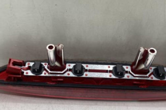 Feu arriere stop central PEUGEOT 208 1