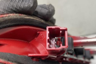 Feu arriere stop central PEUGEOT 208 1