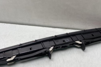 Feu arriere stop central MERCEDES CLASSE E 211