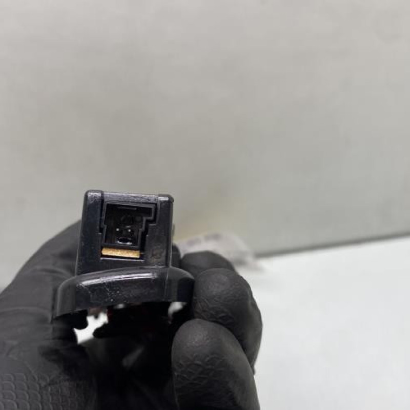 Feu arriere stop central MERCEDES CLASSE E 211 Photo n°3