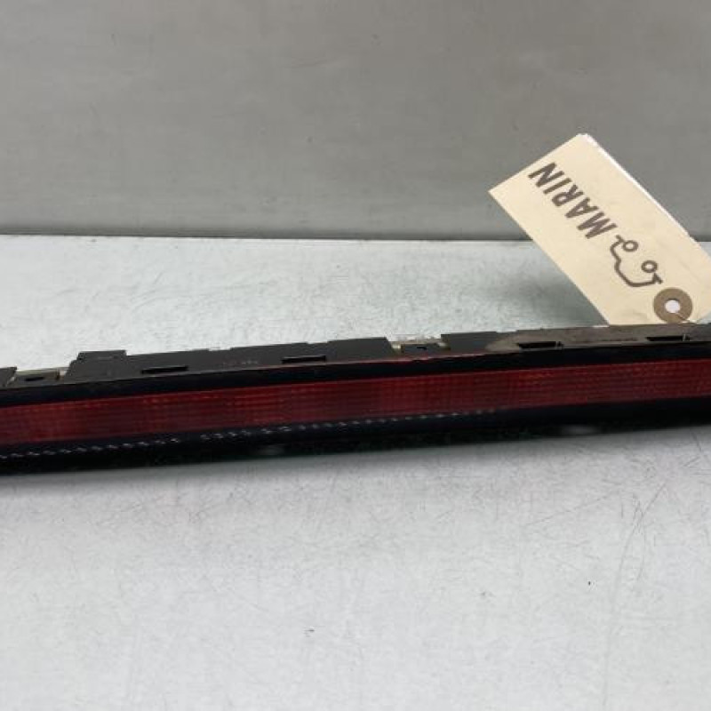 Feu arriere stop central VOLKSWAGEN GOLF 6 Photo n°1