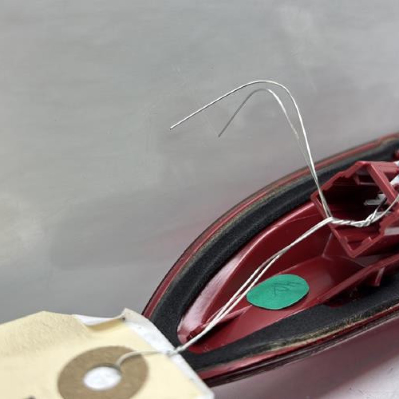 Feu arriere stop central PEUGEOT 208 1 Photo n°5