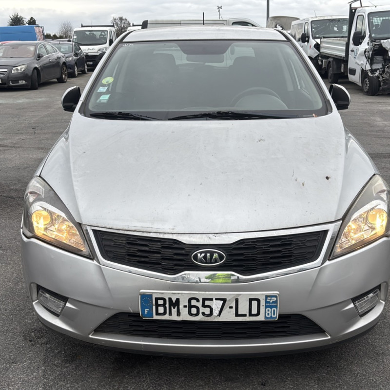 KIA CEE-D 1 PHASE 2 1.6 CRDI - 16V TURBO Photo n°20