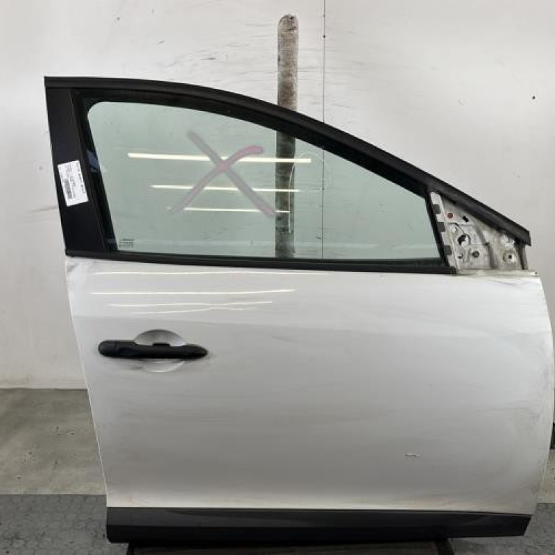 Porte avant droit RENAULT MEGANE 3 Photo n°1