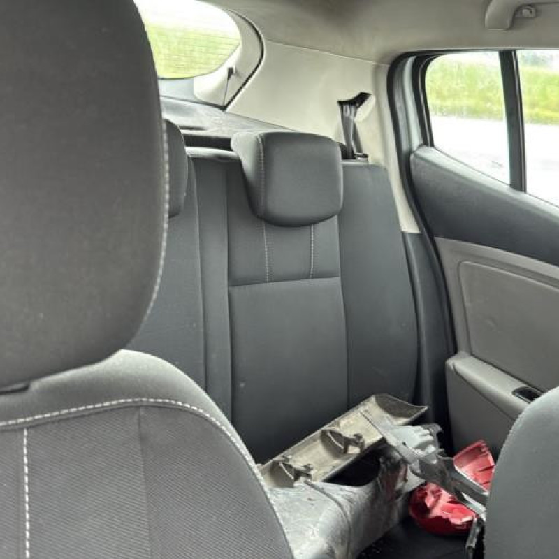 Porte avant droit RENAULT MEGANE 3 Photo n°15