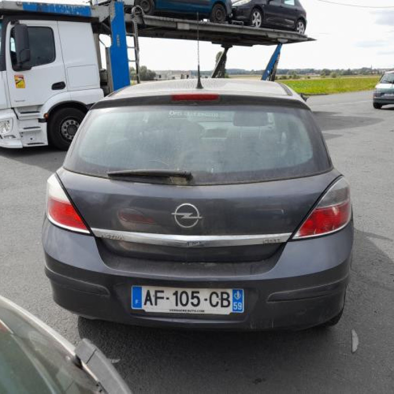 Pare choc avant OPEL ASTRA H Photo n°13