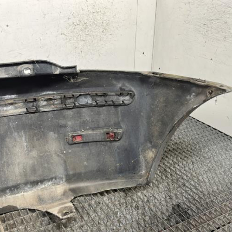 Pare choc arriere FIAT PUNTO 2 Photo n°4