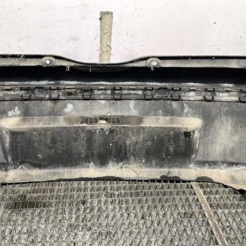 Pare choc arriere FIAT PUNTO 2 Photo n°5