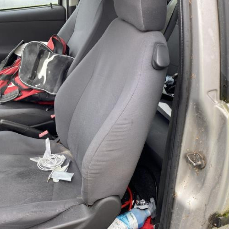 Porte avant droit FIAT PUNTO 2 Photo n°16