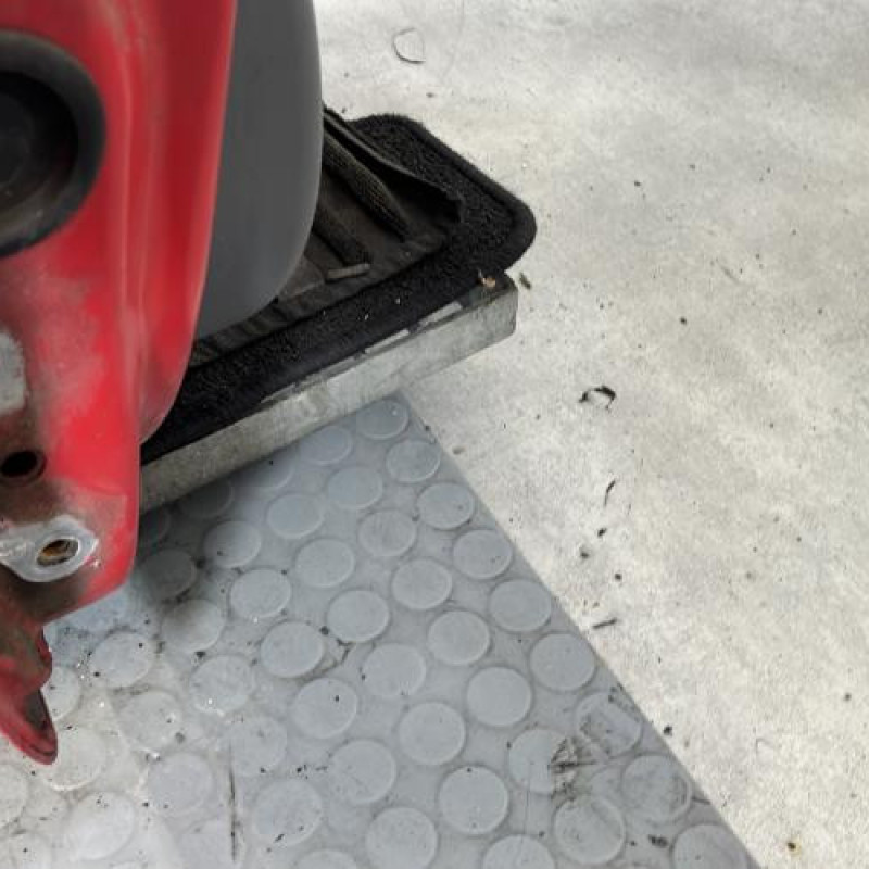 Porte avant droit PEUGEOT 107 Photo n°6