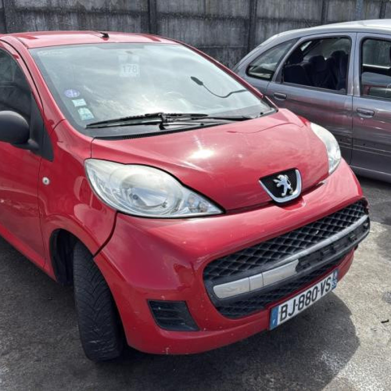 Porte avant gauche PEUGEOT 107 Photo n°8
