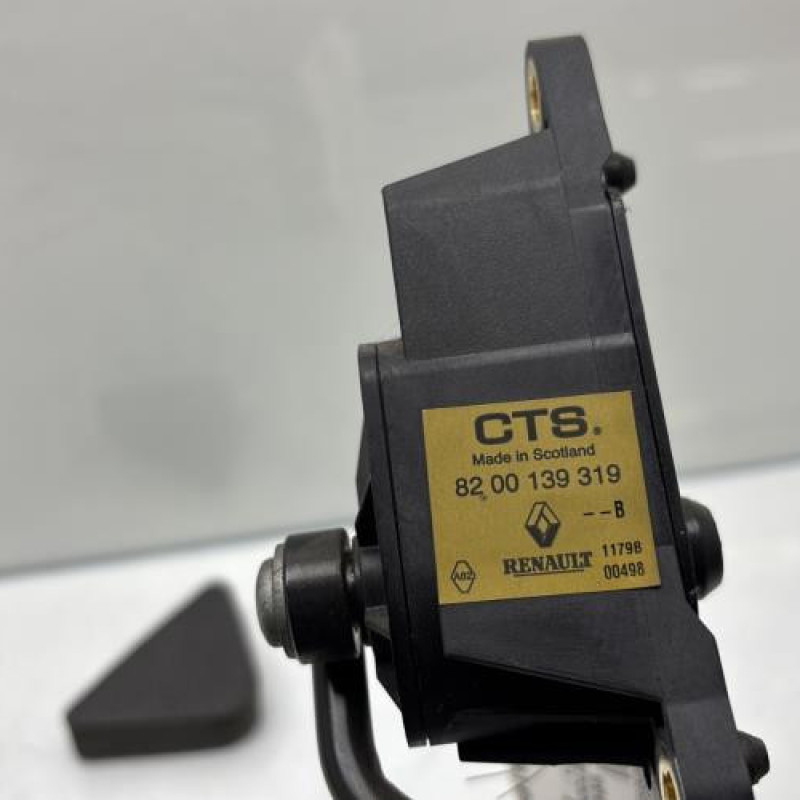 Pedale d'accelerateur RENAULT GRAND MODUS Photo n°5