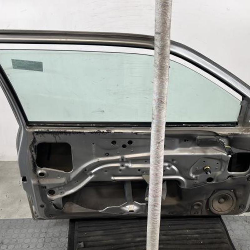 Porte avant gauche FORD FIESTA 4 Photo n°6