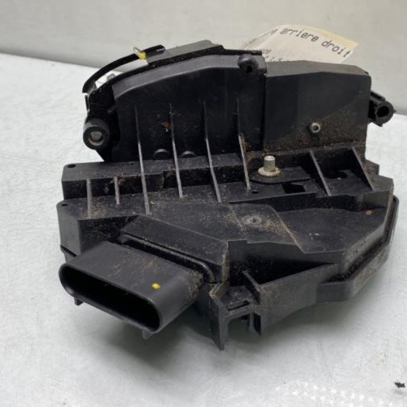 Serrure arriere droit FORD FIESTA 6 Photo n°2