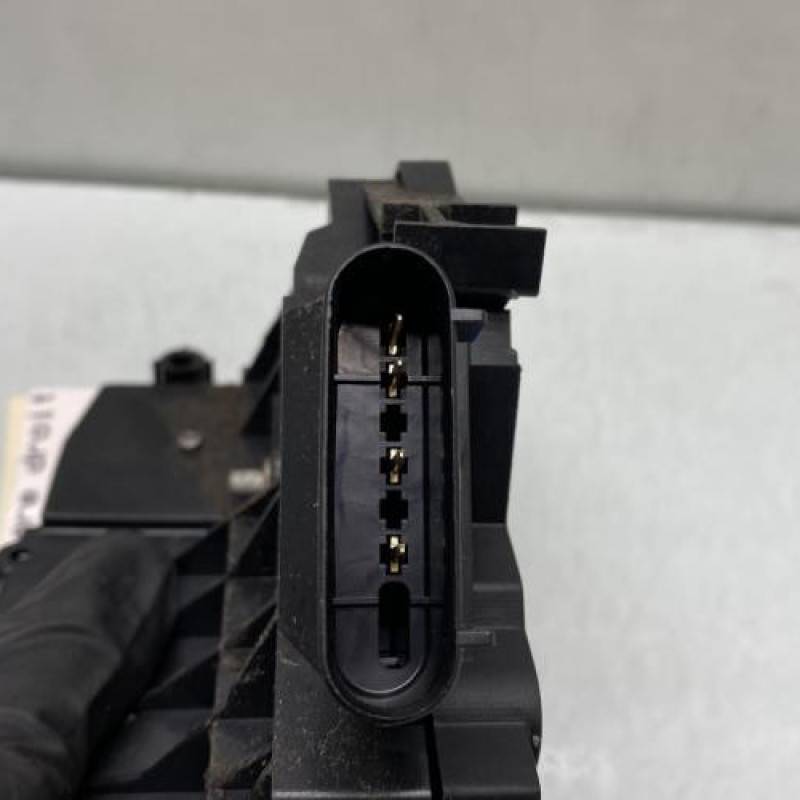 Serrure arriere droit FORD FIESTA 6 Photo n°3