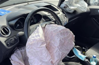 Serrure arriere droit FORD FIESTA 6