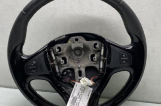 Volant RENAULT CLIO 4 Photo n°1
