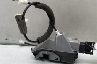 Serrure arriere gauche PEUGEOT 3008 1