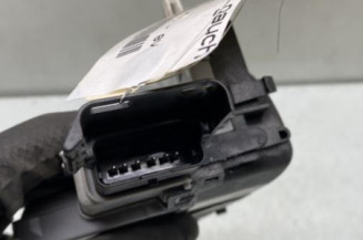 Serrure arriere gauche PEUGEOT 3008 1