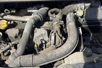 Vitre avant gauche RENAULT CLIO 3